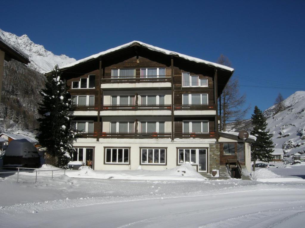 Apartments Atlas Saas-Grund Luaran gambar